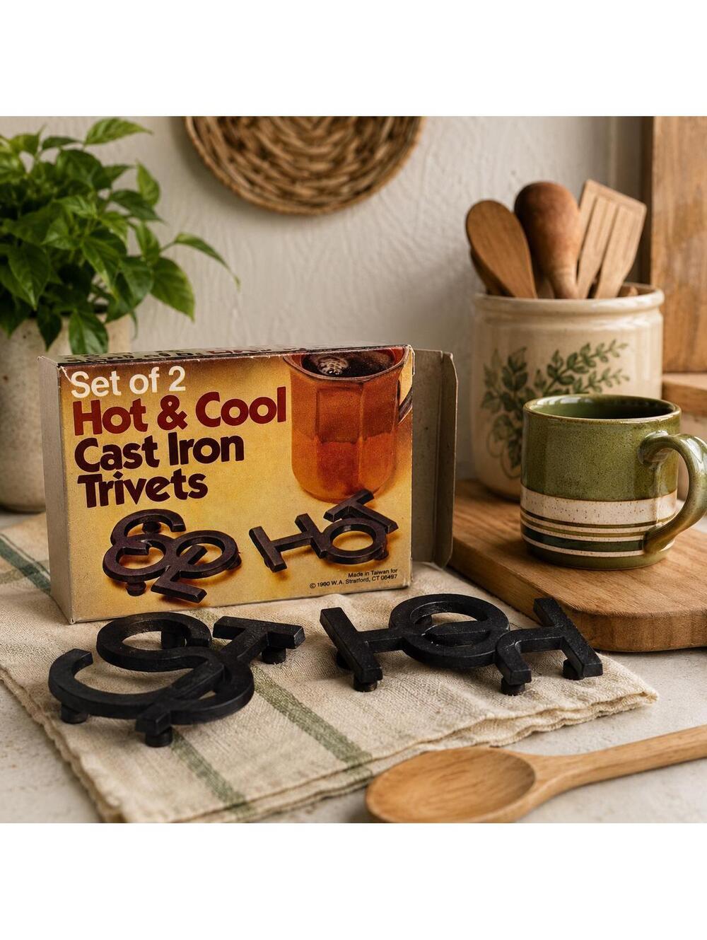 Vintage 1980 Cast Iron Trivets – HOT Set of 2, NOS Kitchen Decor